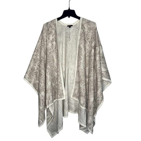 Ann Taylor Animal Print Poncho One Size Cream Brown Open Front Lightweight Wrap - Picture 2 of 9
